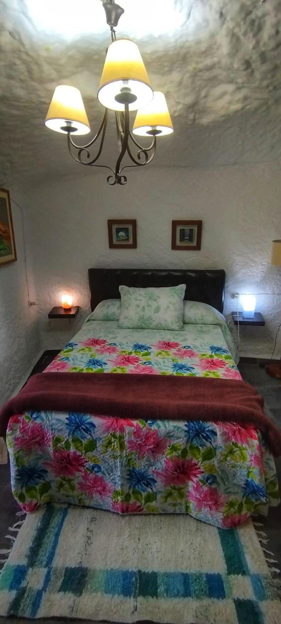 Cueva La Loli Villa Guadix Exterior photo